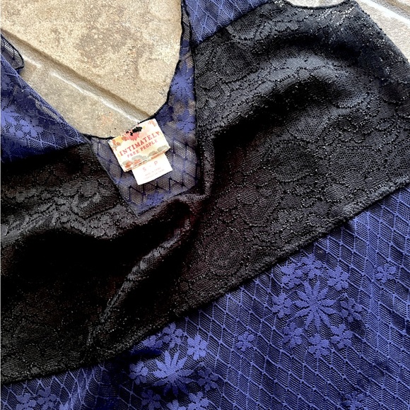 ⭐️BOGO FREE⭐️ Intimately FREE PEOPLE Lace Tank - Picture 7 of 10